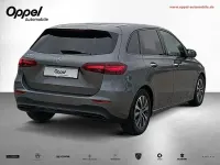 Gebraucht Mercedes B180 Progressive 150 PS (110 kW) 2025 Grau Kleinwagen