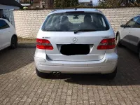 Używany Mercedes B200 193 KM (141 kW) 2007 Srebrny Minivan