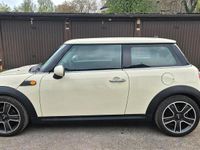 Usata Mini Cooper 75 CV (55 kW) 2010 Beige Utilitaria