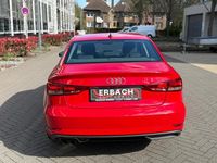 Gebraucht Audi A3 Comfort 150 PS (110 kW) 2019 Rot Limousine