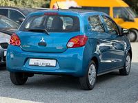 Gebraucht Mitsubishi Space Star Diamant Edition 71 PS (52 kW) 2016 Blau Kleinwagen