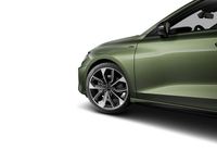 Neu Audi A3 S-Line 150 PS (110 kW) 2026 Distriktgrün metallic Limousine