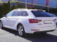 Gebraucht Skoda Superb 190 PS (139 kW) 2020 Weiß Kombi