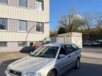Gebraucht Volvo V40 122 PS (89 kW) 2003 Grau Kombi