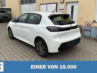 Gebraucht Peugeot 208 Active 102 PS (75 kW) 2021 Weiß Kleinwagen