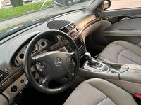 Gebraucht Mercedes E320 204 PS (150 kW) 2003 Schwarz Kombi
