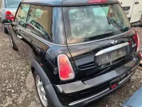 Używany Mini Cooper 116 KM (85 kW) 2005 Czarny Hatchback