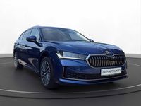 Neu Skoda Superb LAURIN & KLEMENT 150 PS (110 kW) 2025 Cobalt blau Kombi