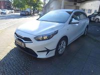 Gebraucht Kia Ceed Vision 160 PS (117 kW) 2023 Weiss Kleinwagen