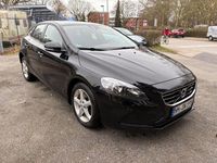 Gebraucht Volvo V40 120 PS (88 kW) 2016 Schwarz Limousine