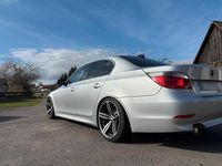 Gebraucht BMW 530 231 PS (169 kW) 2003 Silber Limousine