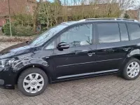 Gebraucht VW Touran Edition 105 PS (77 kW) 2014 Schwarz Van / Kleinbus