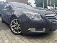 Gebraucht Opel Insignia Edition 131 PS (96 kW) 2011 Grau Limousine