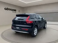 Neu Volvo XC40 Plus 163 PS (119 kW) 2026 Schwarz SUV