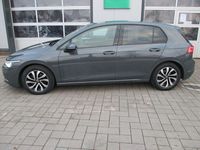 Gebraucht VW Golf VIII Active 150 PS (110 kW) 2022 Grau Limousine