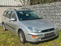 Gebraucht Ford Focus 115 PS (84 kW) 1999 Silber Kombi