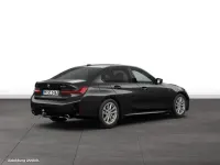 Gebraucht BMW 330 258 PS (189 kW) 2025 Black sapphire metallic Limousine