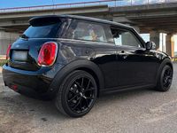 Second-hand Mini ONE 102 CP (75 kW) 2015 Negru Hatchback