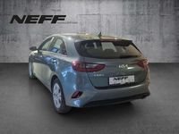 Neu Kia Ceed Vision 140 PS (102 kW) 2025 Yucca steel gray m Kleinwagen