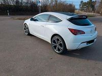 Gebraucht Opel Astra GTC Innovation 165 PS (121 kW) 2013 Weiß Coupé