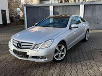 Gebraucht Mercedes E200 184 PS (135 kW) 2011 Iridiumsilber  metalliclack Coupé