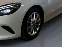 Gebraucht Mercedes E250 Progressive 160 PS (117 kW) 2021 Weiß Limousine