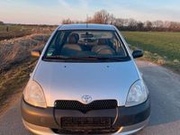 Gebraucht Toyota Yaris 68 PS (50 kW) 2000 Grau Kleinwagen