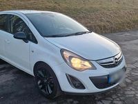 Gebraucht Opel Corsa 101 PS (74 kW) 2013 Weiß Kleinwagen
