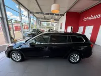 Gebraucht VW Passat IQ Drive 150 PS (110 kW) 2024 Schwarz Kombi
