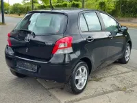 Gebraucht Toyota Yaris Cool 69 PS (50 kW) 2011 Schwarz Kleinwagen