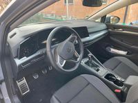 Gebraucht VW Golf VIII 110 PS (80 kW) 2023 Grau Kombi