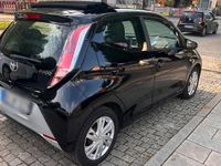 Gebraucht Toyota Aygo 2016 Schwarz Kleinwagen