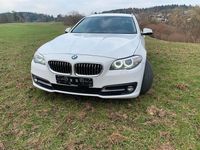 Gebraucht BMW 520 190 PS (139 kW) 2017 Weiß Kombi