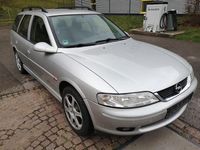 Gebraucht Opel Vectra Selection 125 PS (91 kW) 2001 Silber Limousine