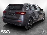 Gebraucht Mercedes B180 Progressive 136 PS (100 kW) 2024 Metalliclack mountaingrau Van / Kleinbus