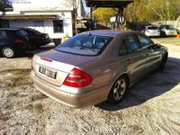 Gebraucht Mercedes E270 Avantgarde 177 PS (130 kW) 2003 Grau Limousine