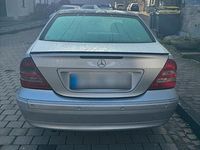 Gebraucht Mercedes C220 143 PS (105 kW) 2003 Silber Limousine