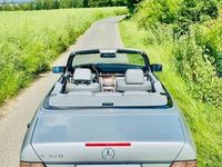 Gebraucht Mercedes E320 220 PS (161 kW) 1995 Silber metallic Cabrio