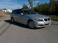Second-hand BMW 320 170 CP (125 kW) 2011 Argintiu Break