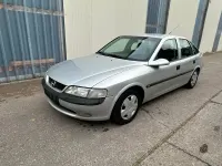 Gebraucht Opel Vectra 101 PS (74 kW) 1999 Silber Limousine