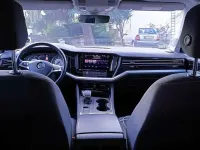 Gebraucht VW Touareg Basis 231 PS (169 kW) 2019 Blau SUV