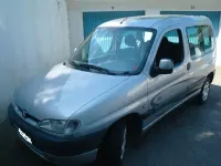 Gebraucht Peugeot Partner Quiksilver 90 PS (66 kW) 2000 Silber Van / Kleinbus