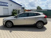Gebraucht Volvo V40 CC 120 PS (88 kW) 2017 Gold Kombi
