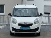 Używany Opel Combo Selection 95 KM (69 kW) 2018 Biały Minivan