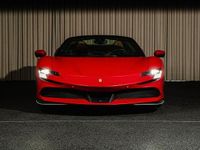 Gebraucht Ferrari SF90 2023 Rot Cabrio