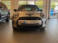 Gebraucht Mini Cooper SE 135 kW (184 PS) 2023 Silber Kleinwagen