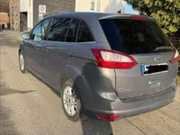 Gebraucht Ford Grand C-Max Titanium 125 PS (91 kW) 2013 Braun Van / Kleinbus