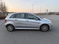Gebraucht Mercedes B150 95 PS (69 kW) 2006 Silber Van / Kleinbus