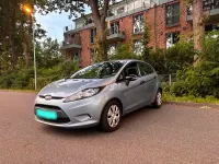 Gebraucht Ford Fiesta 95 PS (69 kW) 2011 Blau Kleinwagen