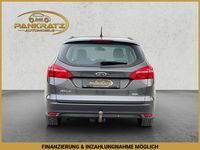 Gebraucht Ford Focus Business Edition 125 PS (91 kW) 2015 Grau Kombi